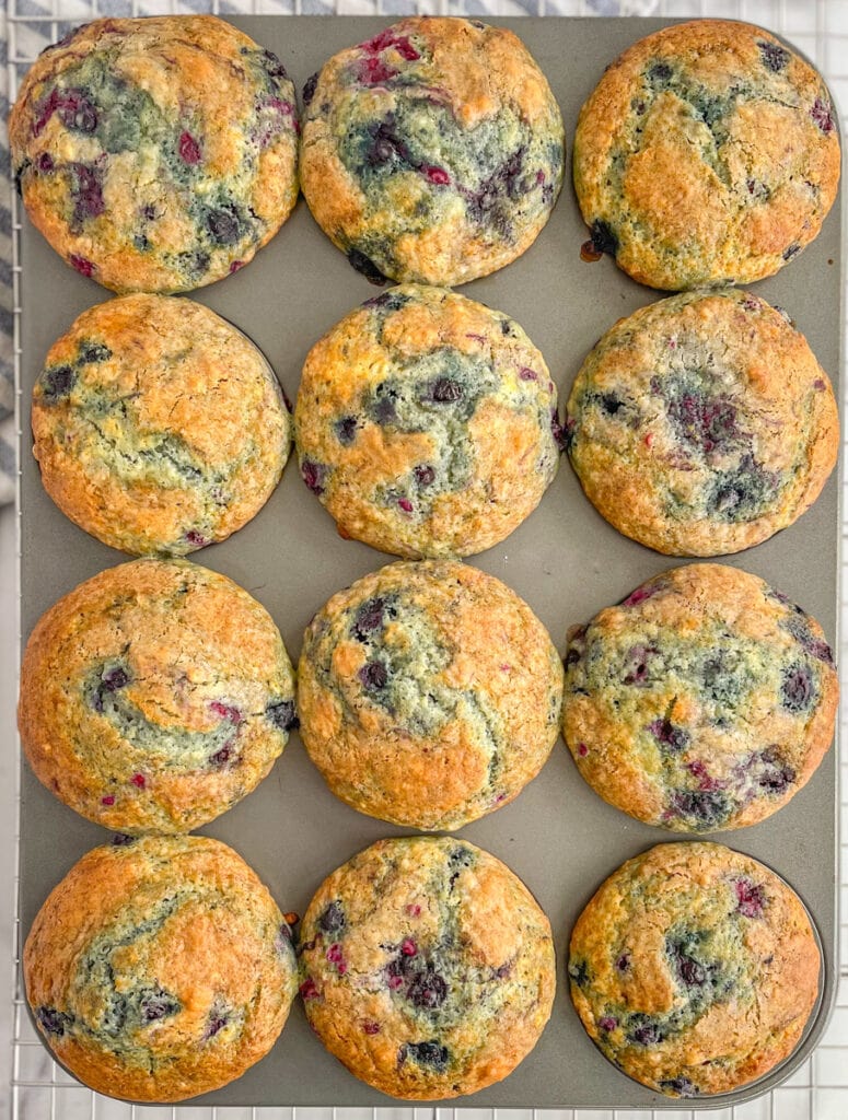 Mixed Berry Muffins With Frozen Berries 